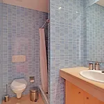 Modern 1 With Pool By Homing Apartman