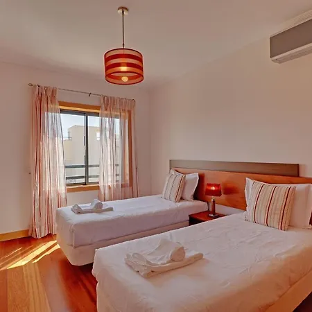 Modern 1 With Pool By Homing