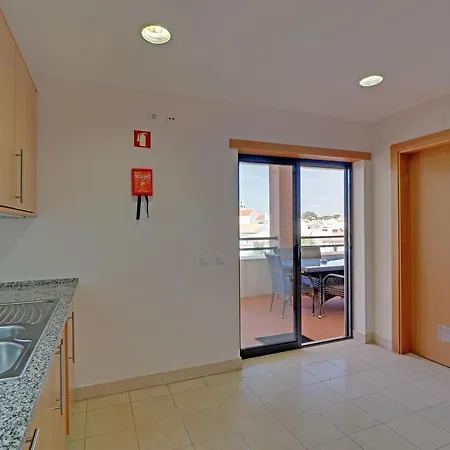 Appartement Modern 1 With Pool By Homing