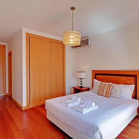 Modern 1 With Pool By Homing Appartement Albufeira