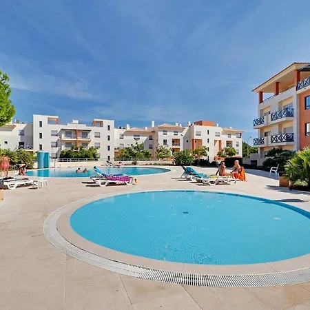 Modern 1 With Pool By Homing